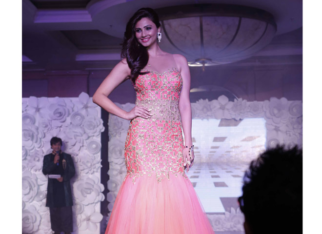 Daisy Shah