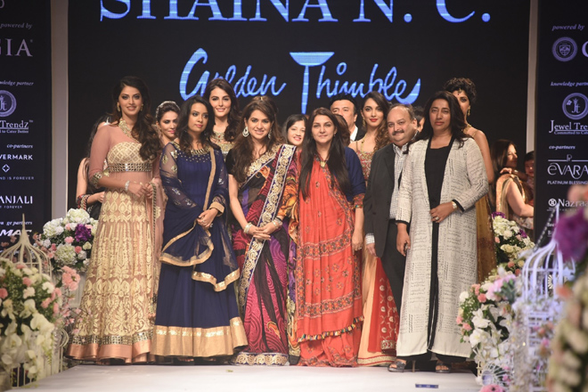 AnushkaRanjan, Amruta Fadnavis, ShainaNC, AnarPatel, MehulChoksi & AnuRanjan