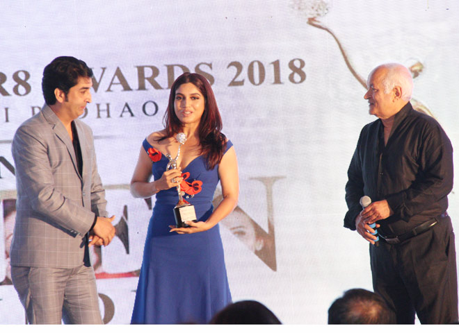 Prakash Chauhan (Non-Executive Chairman - Parle Agro Limited) & Vanish Arora (CEO-Sizzlin Scizzors) to Ms. Bhumi Pednekar