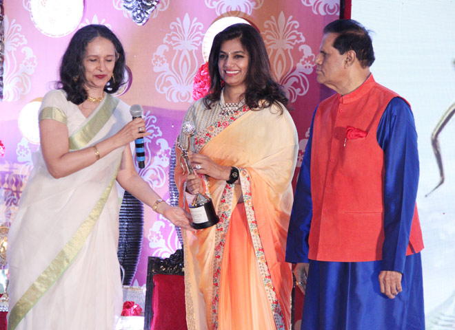 T.Subbaarami Reddy (Bussinesman & MP - Govt of India) & Pinky Reddy (President FICCI FLO National) to Dr. Ashima Goyal