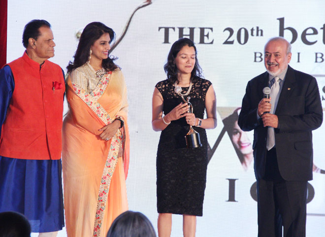 T.Subbaarami Reddy (Bussinesman & MP - Govt of India) & Pinky Reddy (President FICCI FLO National) to Ms. Zahabiya Khorakiwala