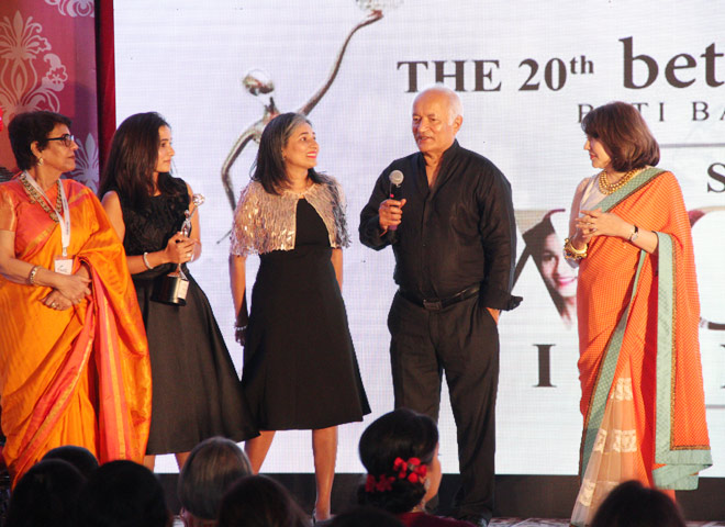 Kiran Gera (Past President FLO, India Co-Chair - FLO SCWEC) & Vinita Bimbhet (Ex-President FLO National, India Chair - India Asean Women's Bussiness Forum) to Chauhan Sisters.. Shauna , Alisha & Nadia