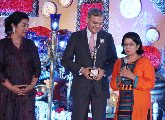 Anu Ranjan (Founder - beti & President - The ITA) & Sharad Puri (GM J W Marriot) to Ms. Navika Kumar